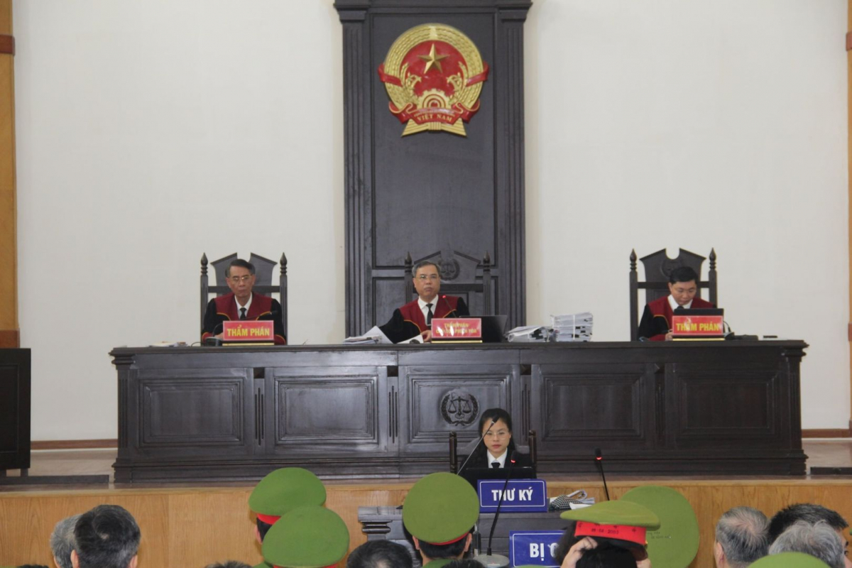 Cựu Chủ tịch FLC Trịnh Văn Quyết: Phiên xử phúc thẩm lại bị dời lịch.