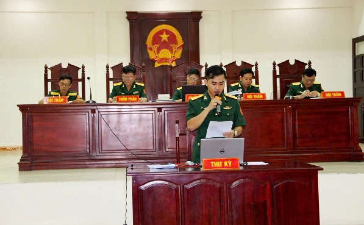 Huỷ Quyết Định Ra Quân Đối Với H và A
