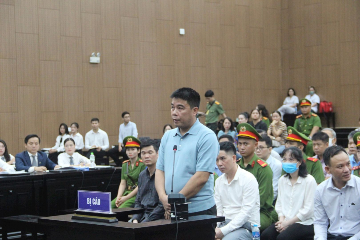 Nguyễn Văn Hậu nhận án 30 năm, Hoàng Thị Thúy Lan lĩnh 14 năm tù. Nguyễn Văn Hậu nhận án 30 năm, Hoàng Thị Thúy Lan lĩnh 14 năm tù.