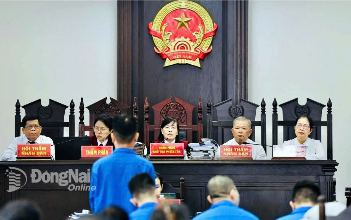 Yêu cầu làm rõ sai phạm tại Công ty Cổ phần Đầu tư kinh doanh Lộc Phúc Yêu cầu làm rõ sai phạm tại Công ty Cổ phần Đầu tư kinh doanh Lộc Phúc
